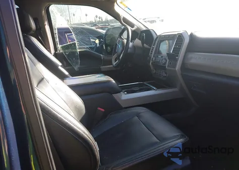 2017 Ford F-250 Lariat из США, поврежденный, VIN 1FT7W2BT3HEB91508